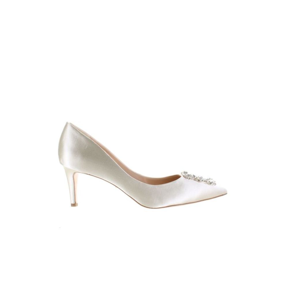 Badgley Mischka Womens White Pumps Size 8 Medium (B, M)